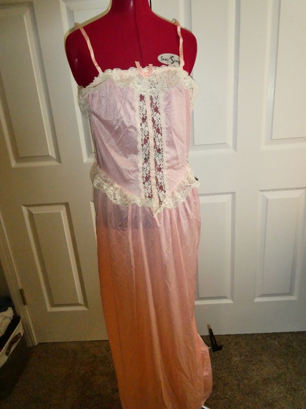 70s Vintage Pink Drop Waist Lace Slip Dress Medium